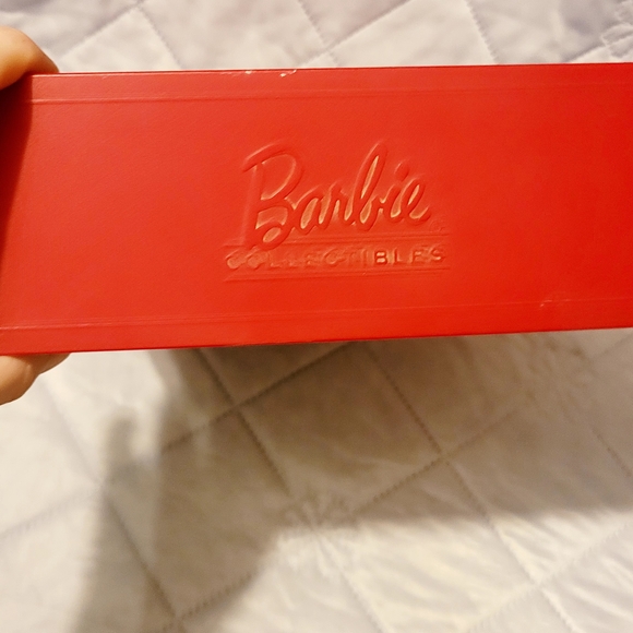 Mattel Holiday Angel Barbie dolls from the Collector Edition series. NRFB - Picture 16 of 16